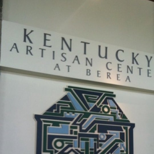Kentucky Artisan Center Art Gallery in Berea