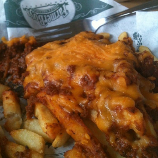 Really good chili cheese fries!