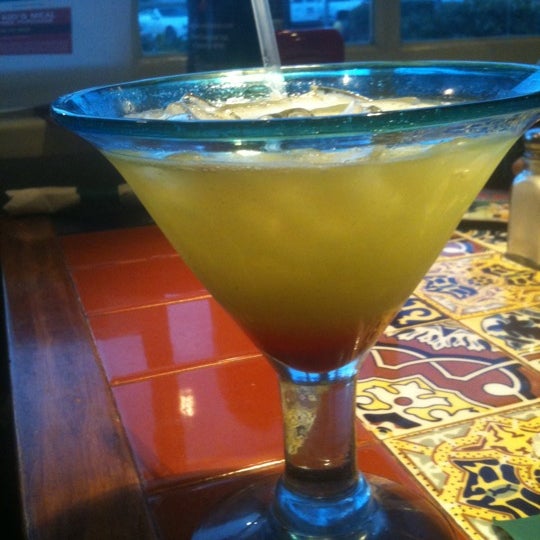 Photo taken at Chili&#39;s Grill &amp; Bar by Bianca L. on 2/22/2012