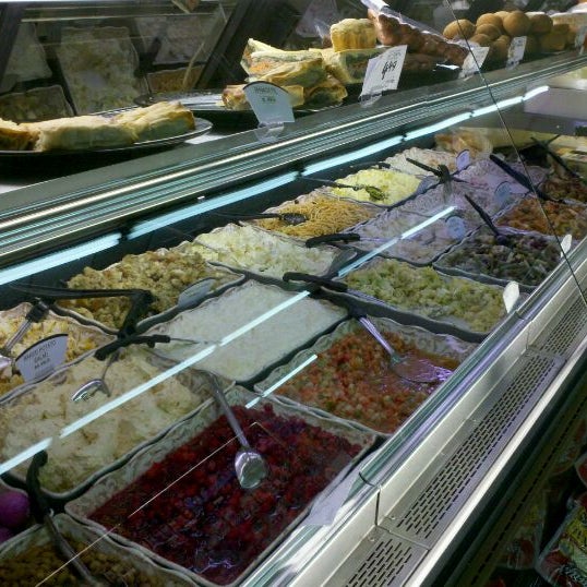 Kuhn's Market Grocery Store in Ingomar