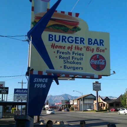 Foto tirada no(a) Burger Bar por Marvin N. em 8/20/2011