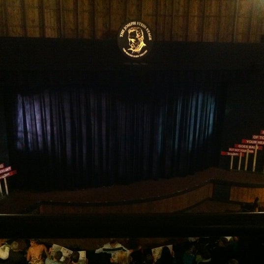 Photos At The Round Barn Theatre Theater In Nappanee