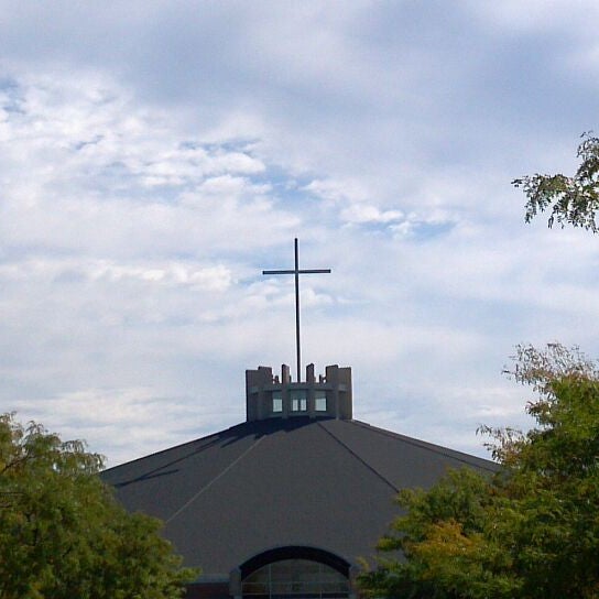 Foto scattata a St. Mary Immaculate Parish da Maribeth R. il 9/4/2011