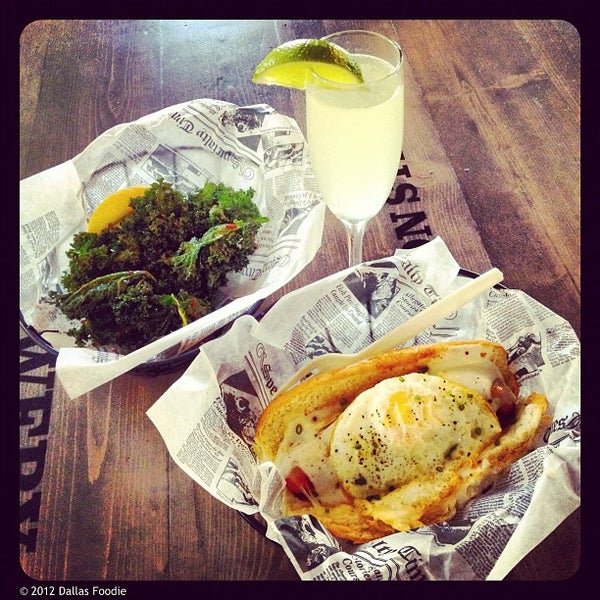 Photo taken at Bowery Tavern by Dallas Foodie (. on 7/25/2012