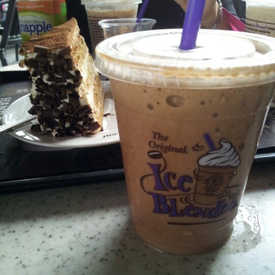 Photos at The Coffee Bean & Tea Leaf Café in Tampines