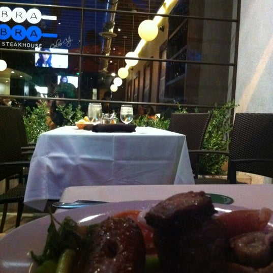 Das Foto wurde bei Libra Brazilian Steakhouse von Pkitass T. am 9/2/2012 aufgenommen