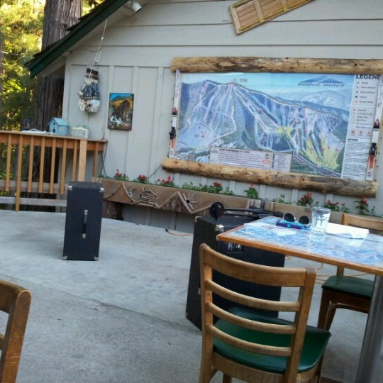 Alicia's Sugar Shack Café in Sugarpine