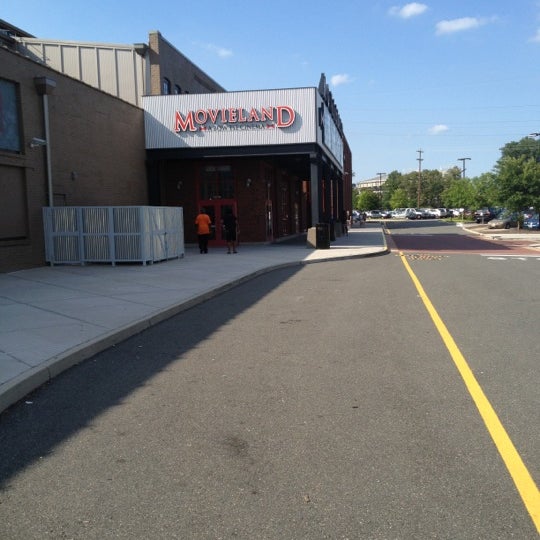 Photos at Bow Tie Movieland at Boulevard Square Fan Oregon Hill