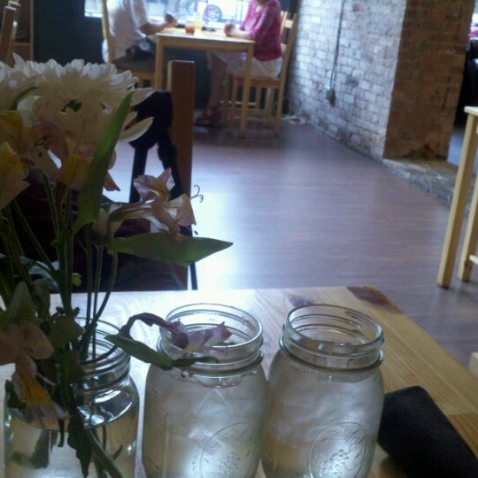7/14/2012 tarihinde Billy F.ziyaretçi tarafından Mrs. Potter&#39;s Coffee'de çekilen fotoğraf