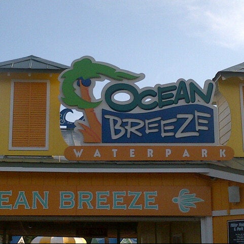 Photo taken at Ocean Breeze Waterpark by Azizan R. on 7/13/2012
