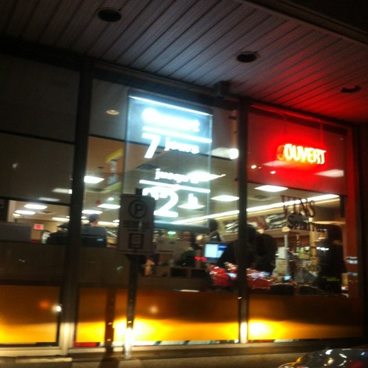 SAQ Express Magasin de spiritueux à Laval