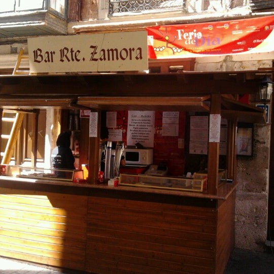 Photo taken at Bar Restaurante Zamora by Alejandro on 9/3/2012