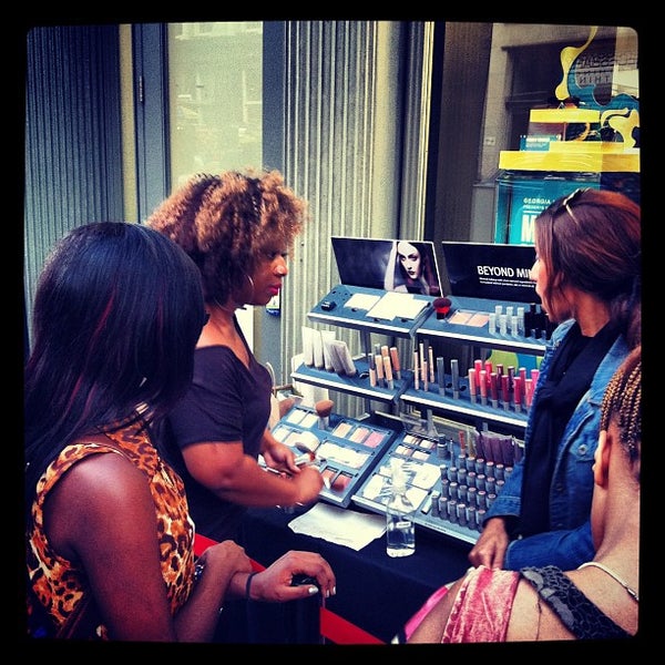 Photos at Sunglass Hut - SoHo - 496 
