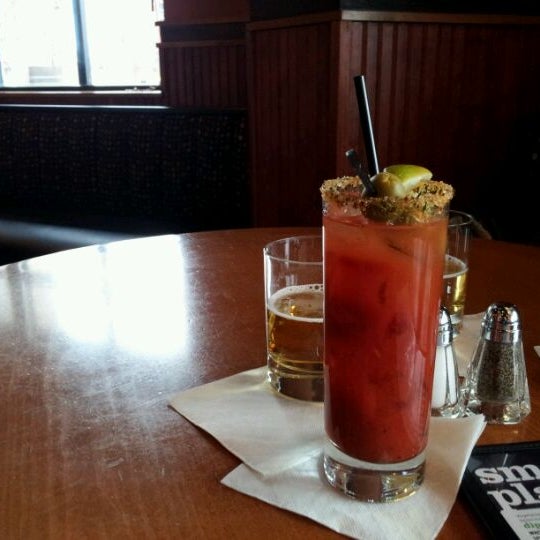 Photo taken at Houlihan&#39;s by Adam F. on 2/26/2012