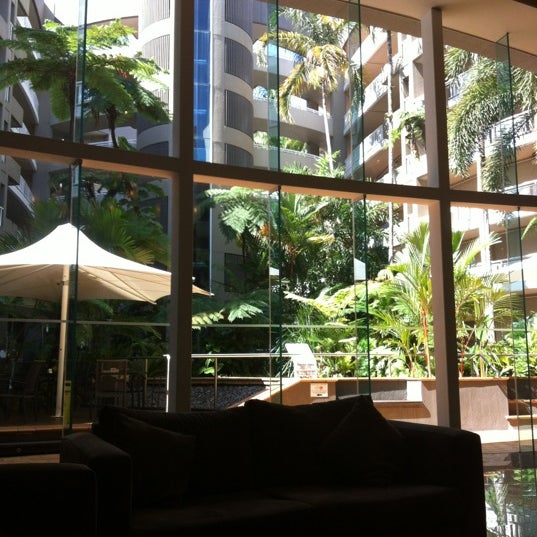 Photo taken at DoubleTree by Hilton Hotel Cairns by Nat *. on 8/24/2012