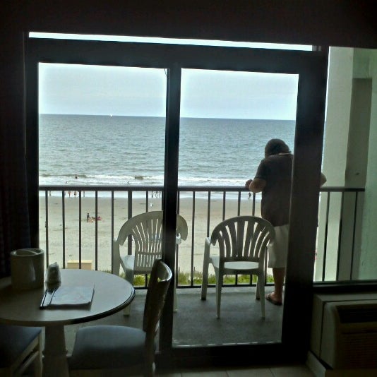 6/24/2012 tarihinde Will P.ziyaretçi tarafından Grande Shores Ocean Resort'de çekilen fotoğraf