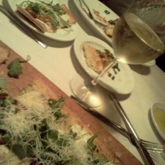 Photo taken at Romano&#39;s Macaroni Grill by Alpha H. on 2/14/2012