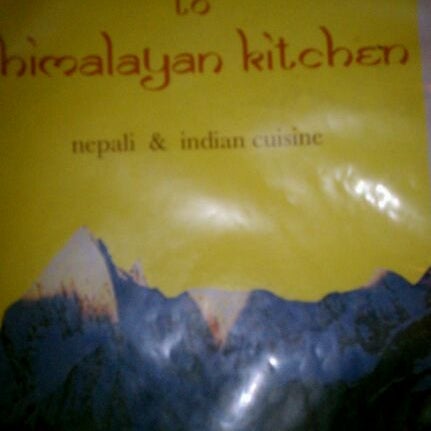 รูปภาพถ่ายที่ Himalayan Kitchen โดย John Z. เมื่อ 9/6/2011