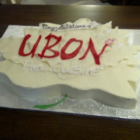 4/2/2012 tarihinde Jody M.ziyaretçi tarafından Ubon Thai Cuisine'de çekilen fotoğraf