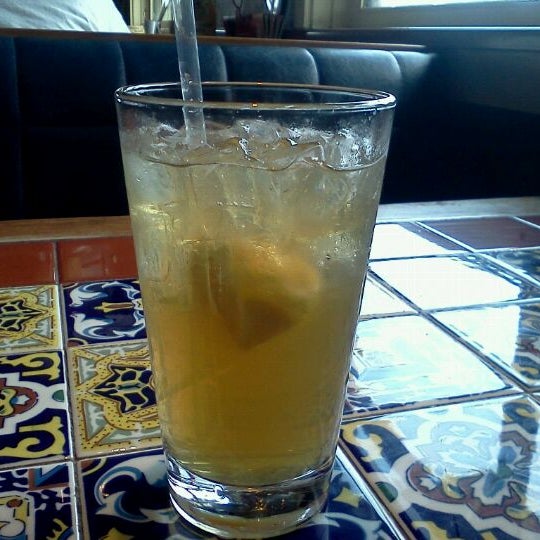 Photo taken at Chili&#39;s Grill &amp; Bar by Jacqueline S. on 2/6/2012