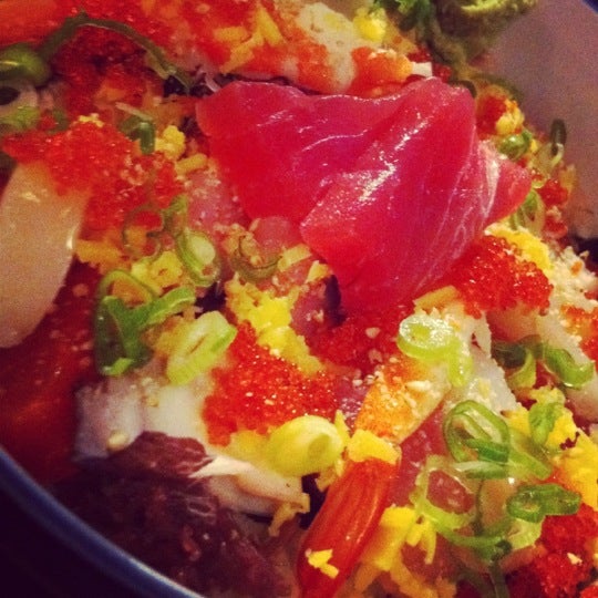 All hail the chirashi don!