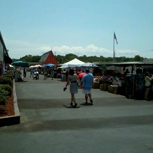 Foto diambil di 7 Mile Fair oleh Scott D. pada 7/1/2012