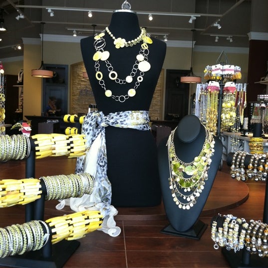 Charming Charlie Now Closed 132 Randhurst Village Drive