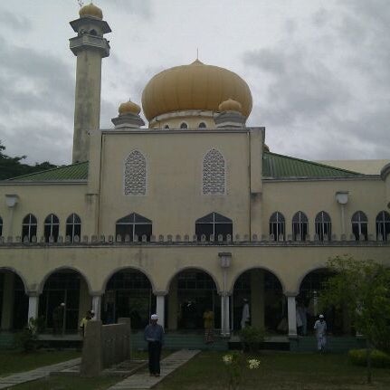 Masjid Sultan Hisamuddin Mosque