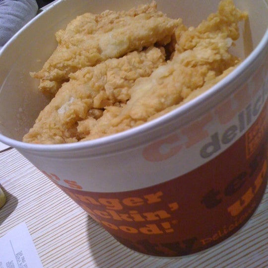 Photo taken at KFC by Fred T. on 8/30/2011