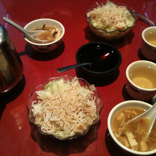 Das Foto wurde bei Taiwan Restaurant von Leilani d. am 6/1/2012 aufgenommen