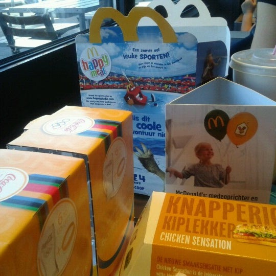 Photo taken at McDonald&#39;s by Kirsten C. on 7/29/2012