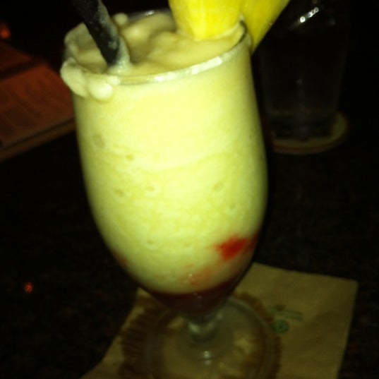 Photo taken at BJ&#39;s Restaurant &amp; Brewhouse by Krystle S. on 5/20/2012