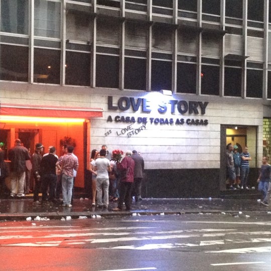 รูปภาพถ่ายที่ Love Story โดย Juninho L. เมื่อ 7/12/2012