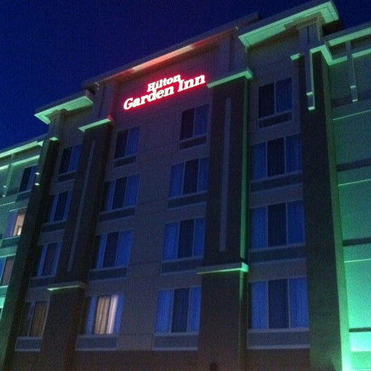 Foto tirada no(a) Hilton Garden Inn por Tristan E. em 5/7/2012