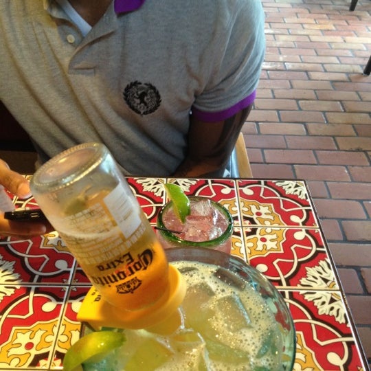 Photo taken at Chili&#39;s Grill &amp; Bar by Leah B. on 4/20/2012