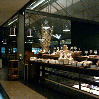 10/22/2011 tarihinde victolia d.ziyaretçi tarafından Gourmet Kemang'de çekilen fotoğraf