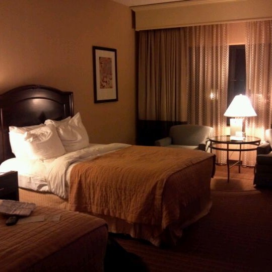 Photo taken at DoubleTree by Hilton by Jessica E. on 2/21/2012