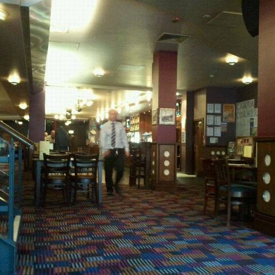 The Crown (Wetherspoon) (Now Closed) Pub in Matlock