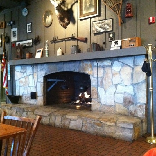 Cracker Barrel Old Country Store 122 Troy Rd. I90 & SR 4