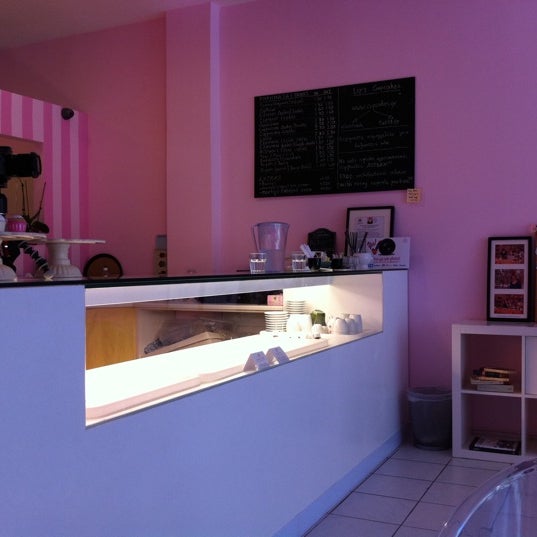 Photo taken at Liz&#39;s Cupcakes by Christiana on 7/31/2011