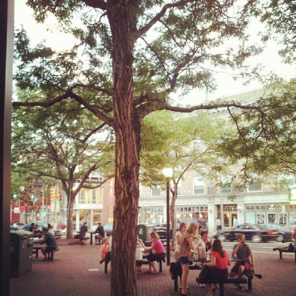 Davis Square 30 tips from 6252 visitors