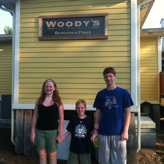 Photo taken at Woody&#39;s All Natural Burgers by Marygrace C. on 8/12/2012