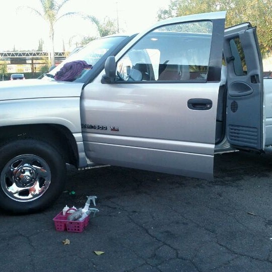 Lankershim Car Wash MidTown North Hollywood San Fernando Valley, CA