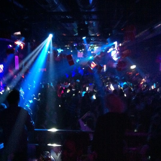 япония дискотека. бар mclub. фотограф susan oken. S m club. S m club.