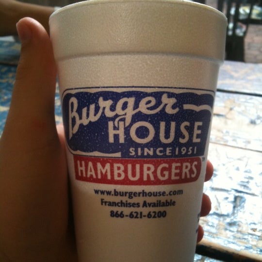 Photo taken at Burger House by Crawford T. on 8/13/2011