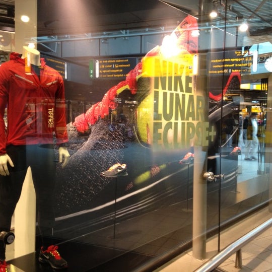 ملطخة بالدم الموثوقية بارع nike store schiphol plaza - ashworkshop.org