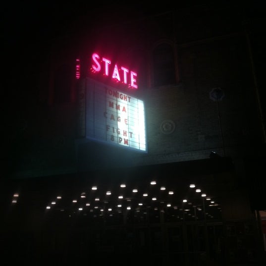 Foto scattata a Kalamazoo State Theatre da jessepalmer il 4/20/2011