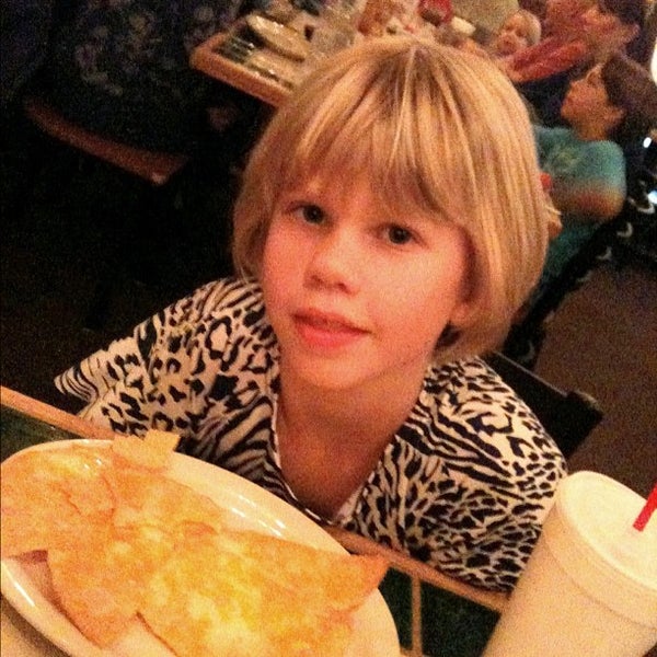 Photo taken at Ted&#39;s Cafe Escondido - Edmond by Jen B. on 10/13/2011