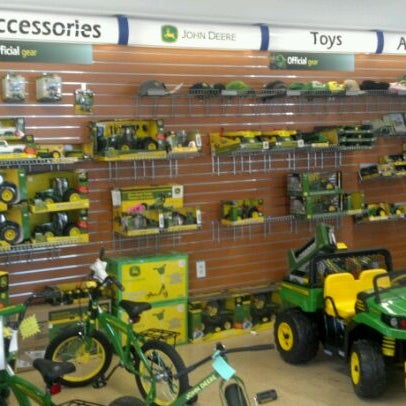 Photos At Nashua Outdoor Equipment Hardware In Photo Taken At Nashua Outdoor Equipment By Lianne Marie P On 11 12
