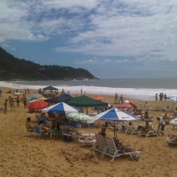 รูปภาพถ่ายที่ Sky Beach Club โดย Luiz B. เมื่อ 1/2/2012